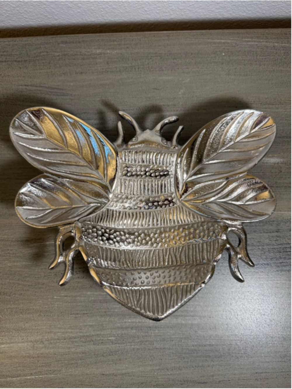 Culinary Concepts Large Silver Finish Bee Trinket Dish - Picture 2 of 5